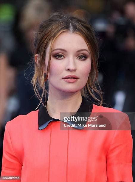 1,196 Emily Browning Photos Stock Photos and High。